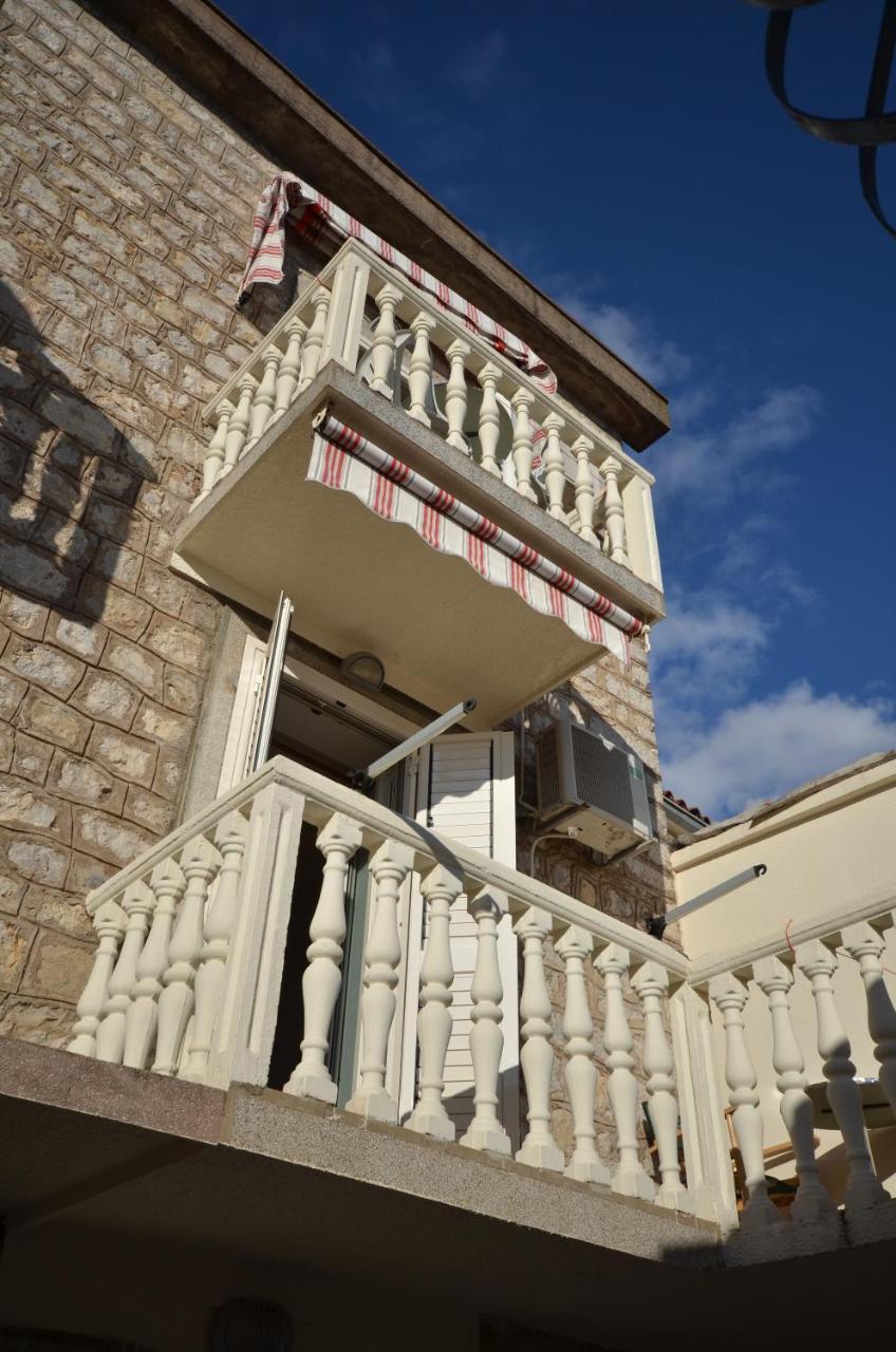 Apartmani Ljubo Rafailovic 2 Rafailovići Eksteriør billede